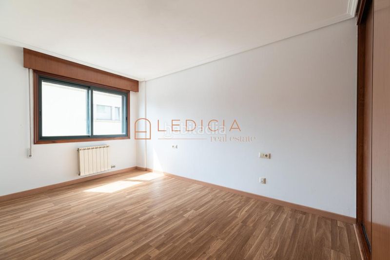 Foto 792bd3a1-77d7-4311-a79f-2dab2850418a. Pis amb calefacció aparcament a travesía de Vigo - san xoán Vigo