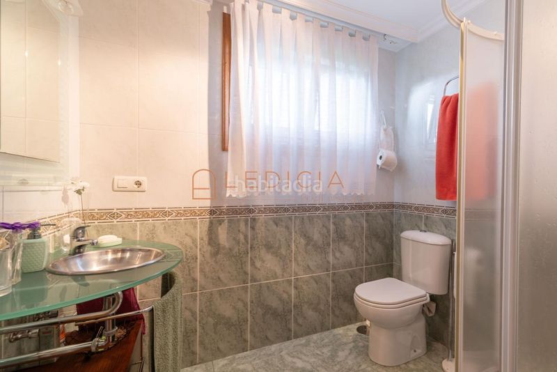 Foto b315da37-3cfe-45f0-bab1-cc09c85d1418. Chalet en Gondomar