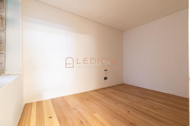 Foto c4d7fde8-4a1f-4751-9f0e-ec1ffe188602. Flat with heating parking in Centro - Areal Vigo