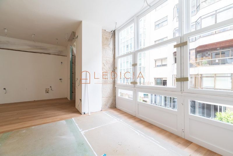 Foto eabadd0a-a9e4-4752-a293-3050002c28c7. Flat with heating parking in Centro - Areal Vigo