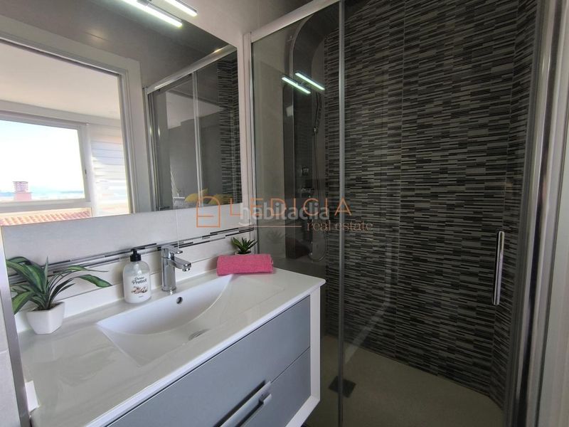 Foto db202c98-78d7-4b60-a85d-e9e3ce0aa27a. Piso en Berbés - Peritos Vigo