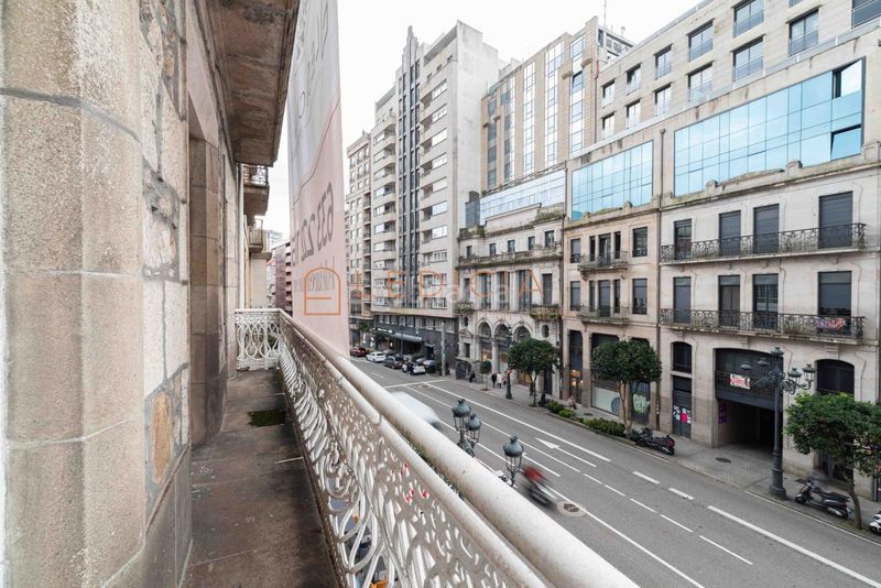 Foto f04d315a-a80e-4f20-b164-9c497f227cf4. Dúplex en garcia barbon 43 en Centro - Areal Vigo