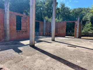 Terreno residencial en Barrio de Cerqueiro 30