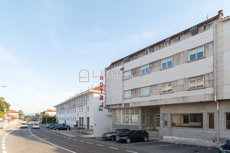 Foto 13d3d78c-5ba0-4676-a513-332e938fb3f5. Edificio en avenida covelo 20 en Samieira Poio