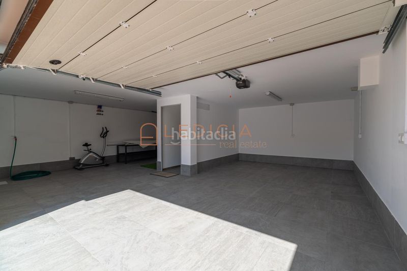 Foto c72beade-0c61-4103-99e9-05e345ee58b1. Casa amb calefacció aparcament piscina a Moaña