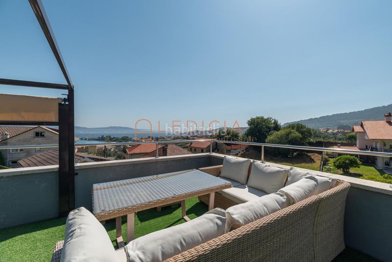 Foto f167dc71-63db-423e-9ee0-c29e88e440ac. Casa amb calefacció aparcament piscina a Moaña
