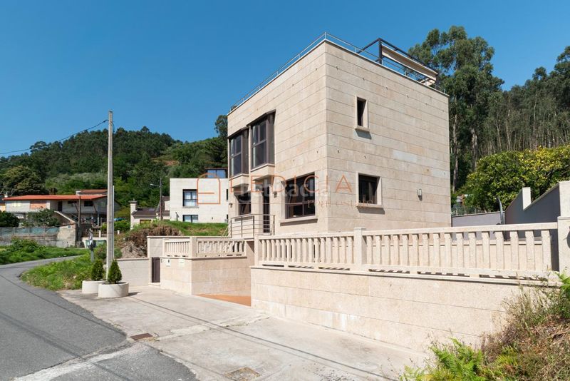 Foto f9ca0829-bdcd-4936-a5eb-680896f9f45c. Casa amb calefacció aparcament piscina a Moaña