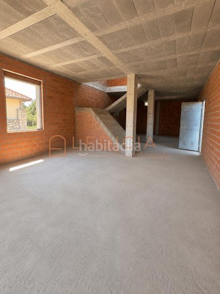 Foto 4b8f84cf-d862-4917-ac4a-dfc09b097e2d. Casa a camiño da igrexa 5 a Nigrán centro Nigrán