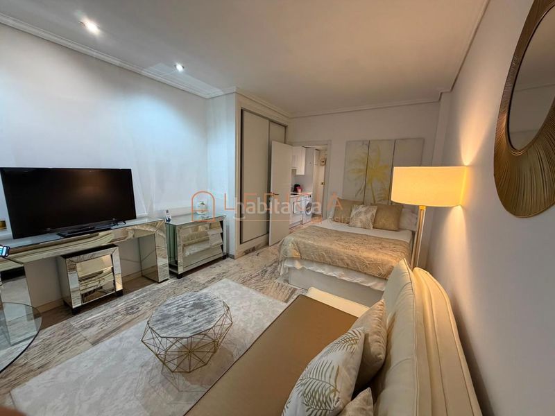 Foto cdd807f8-d2af-4ca4-bbdd-a3b0f535756f. Location studio avec chauffage dans Casco Vello Vigo