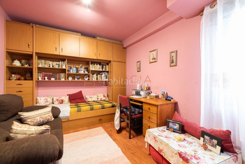 Foto 03ecd696-aa50-4ca8-9c94-f3e683fa544c. Flat with heating in Teis Vigo