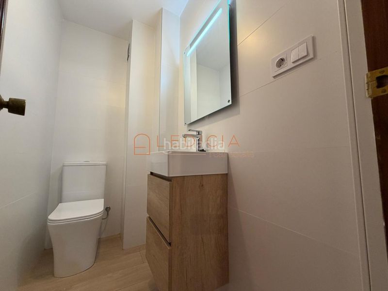 Foto 799b5438-8f46-4411-b32b-902c1f78600d. Rent flat with heating parking in As Travesas - Balaidos Vigo
