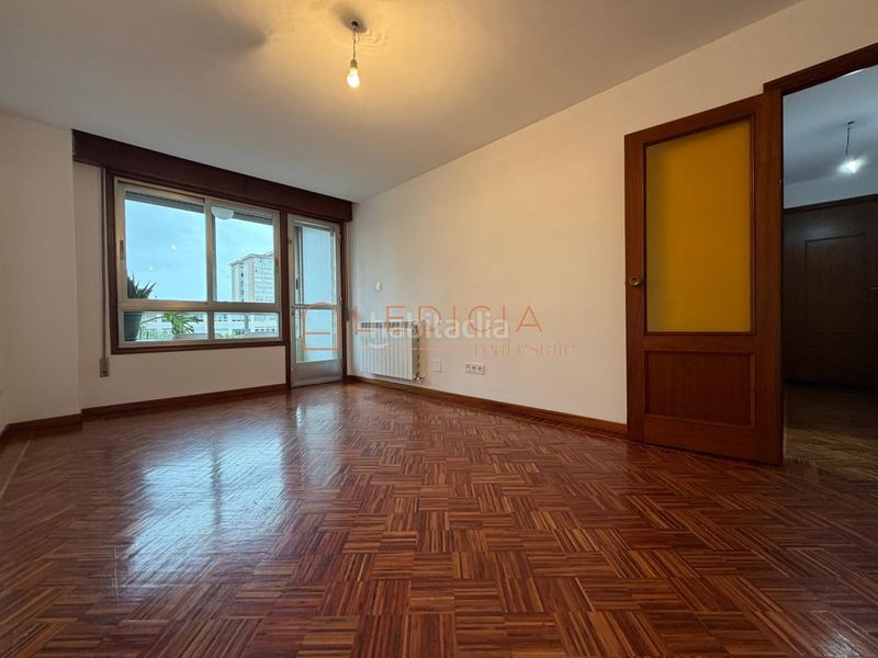 Foto 7bd81db3-af92-455a-9b54-23a04f74cb2f. Rent flat with heating parking in As Travesas - Balaidos Vigo