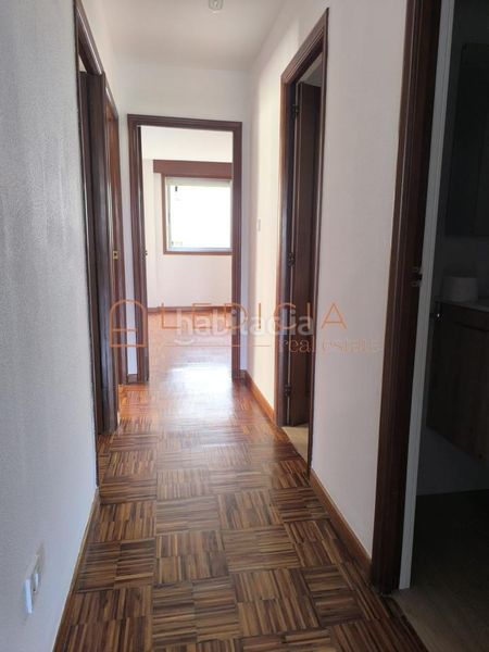 Foto 8a85a0bc-9ba6-49a0-90dd-c5ad4d40cf1b. Rent flat with heating parking in As Travesas - Balaidos Vigo