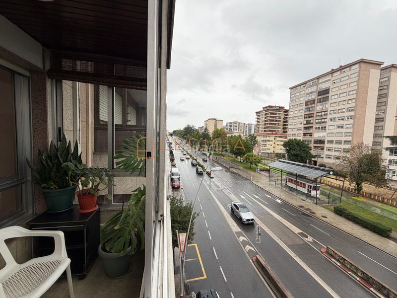 Foto c64ae403-5a12-486c-b2ca-8645e034730c. Lloguer pis amb calefacció aparcament a As Travesas - Balaidos Vigo