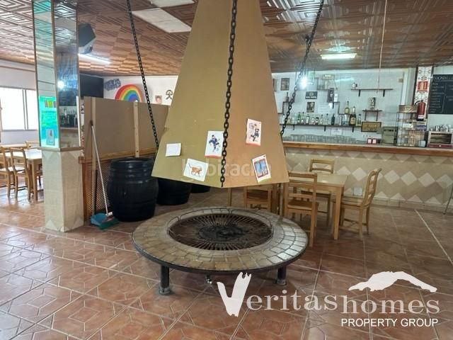 Foto e2268f1f-4545-4e41-985d-e22d29e65c38. Local comercial a Gallardos (Los)