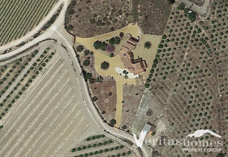 Foto f7ba20fd-e36d-4b2c-9b85-e94bfa4c9bea. Maison dans Vera ciudad Vera