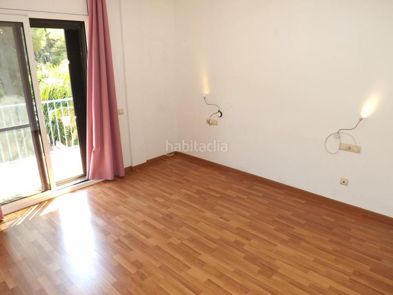 Foto 28d9a3ae-506d-46f9-867d-a7f532577581. Casa adossada amb calefacció aparcament a Segur de Calafell nucli urbà Segur de Calafell