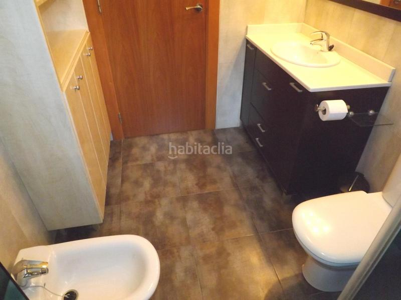 Foto d7cdaf0d-bfb4-4616-ae5f-37d2bbdf0798. Casa adossada amb calefacció aparcament a Segur de Calafell nucli urbà Segur de Calafell