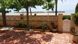 Ground floor in Can Nicolau - Les Sorres - Valparaiso. Exclusiva planta baja esquinera en cunit