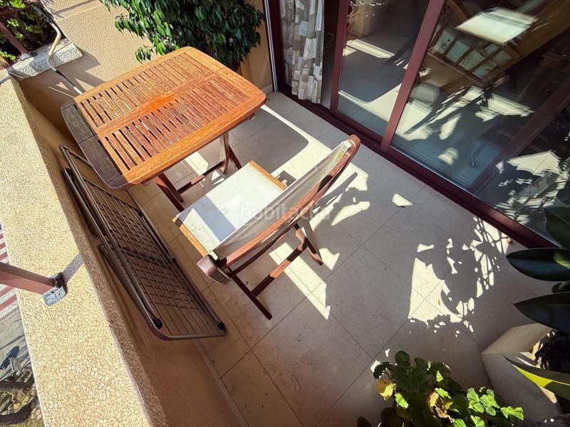 Foto 43d5e22d-8c64-4631-a9dd-aa42f7e5e637. Piso en mossen jaume soler 23 piso de 3 habitaciones con terraza y piscina a 100 m del mar platja en Calafell