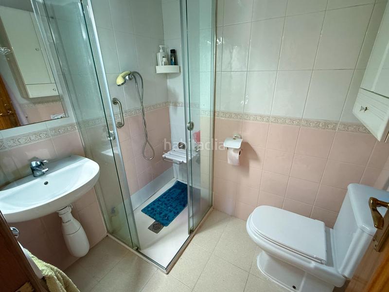 Foto 508c2916-6724-4e0c-9a57-01f385f1ab9d. Piso en mossen jaume soler 23 piso de 3 habitaciones con terraza y piscina a 100 m del mar platja en Calafell