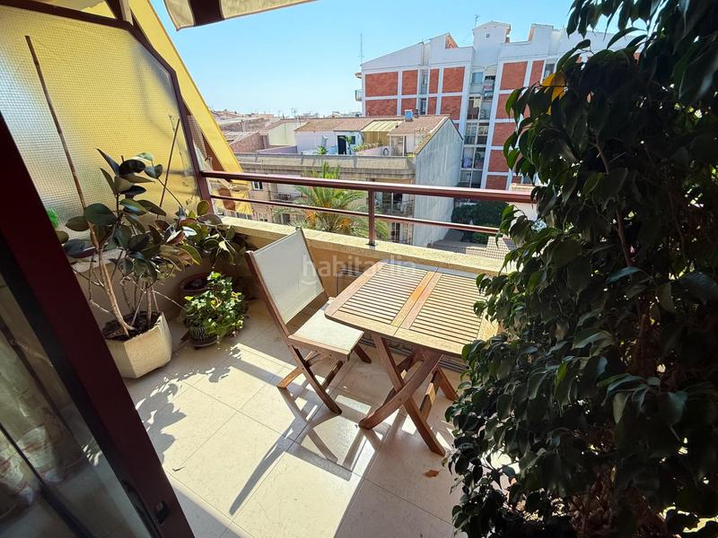 Foto 59ce162e-54ae-4900-8c8a-74b5c7565d13. Piso en mossen jaume soler 23 piso de 3 habitaciones con terraza y piscina a 100 m del mar platja en Calafell