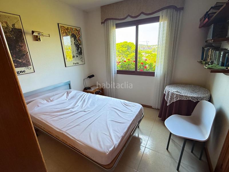 Foto fc67a43d-31c9-495d-bf92-f47f83cbfd95. Piso en mossen jaume soler 23 piso de 3 habitaciones con terraza y piscina a 100 m del mar platja en Calafell