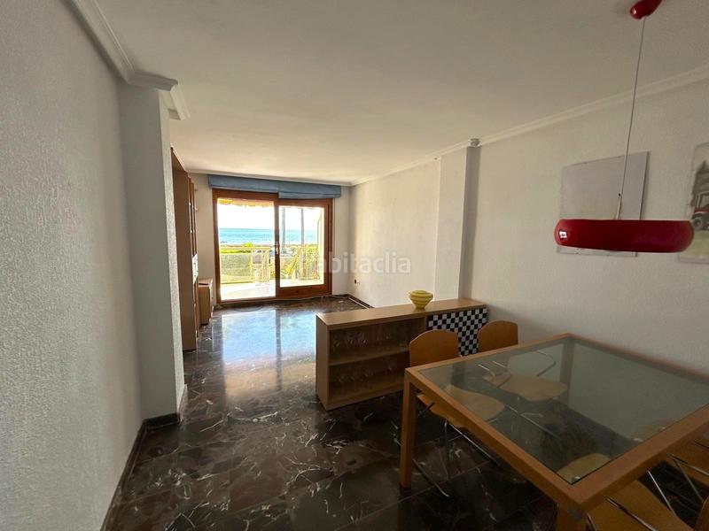 Foto cd465476-7b92-404f-9e35-352b71057236. Ground floor with parking pool in L´Estany Calafell