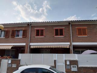 Maison jumelée  Carrer josep tarradellas. Tu nuevo hogar familiar en el vendrell zona el puig