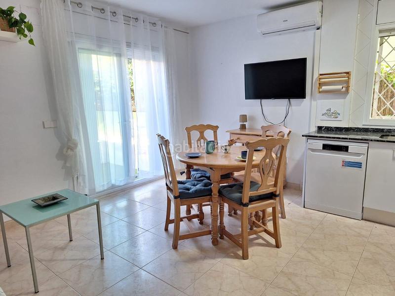 Foto 1236f1de-8bba-4033-bb81-ab0ebc165072. Ground floor with parking pool in Sant Salvador Coma-ruga