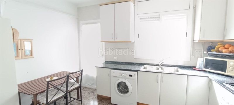 Foto 5644769c-abab-4b1d-bb16-9573470111ce. Casa amb piscina a Olivella