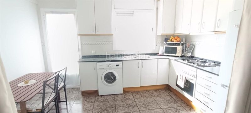 Foto 7d6de6ae-fe1a-4e32-bc52-5e7e1be92e28. Casa amb piscina a Olivella