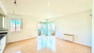 Flat  Llevant. Apartamento en segunda linea de mar