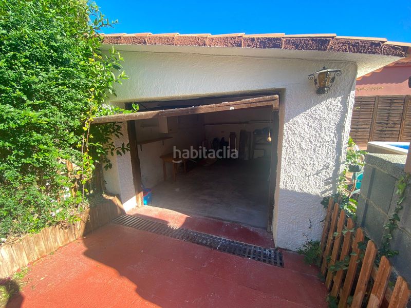 Foto 0282848b-dc95-4b9f-a43d-0afe589cf505. Xalet amb aparcament piscina a Cunit residencial Cunit