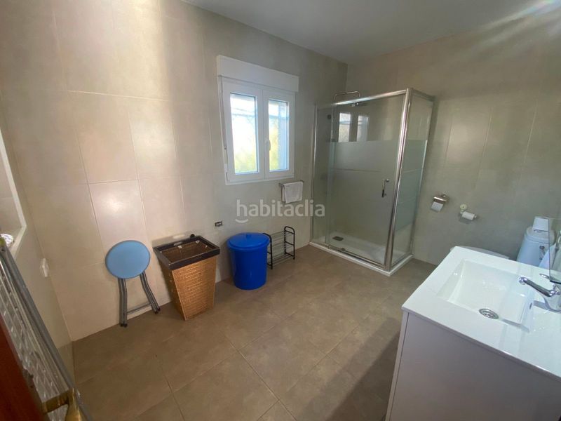 Foto 2e2acd46-9332-4f1d-9b96-4d4191822b3f. Xalet amb aparcament piscina a Cunit residencial Cunit
