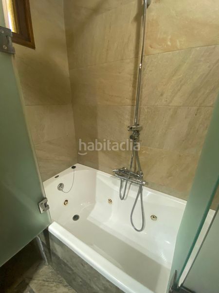 Foto 33f649cb-5bbb-4ce4-8d6b-9df75f960a18. Xalet amb aparcament piscina a Cunit residencial Cunit