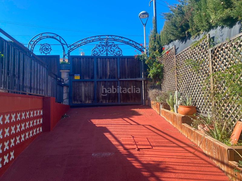 Foto e2223cad-5557-42d1-851b-664ba436e56c. Xalet amb aparcament piscina a Cunit residencial Cunit