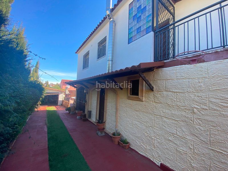 Foto fa01f623-5577-4e04-8d78-586e438fc974. Xalet amb aparcament piscina a Cunit residencial Cunit
