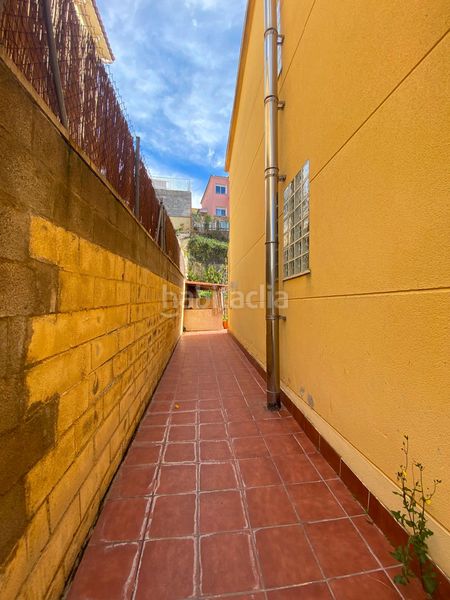 Foto 3d0ff944-64b5-4b19-96cb-db2eb18a5ea1. Casa adossada a illes filipines 26 a Segur de Calafell nucli urbà Segur de Calafell