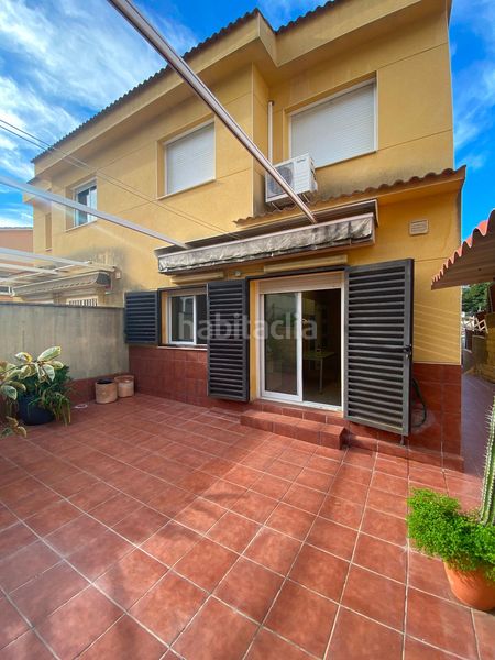 Foto 6c116e9f-cfb0-4ffd-b102-ee410a577a25. Casa adossada a illes filipines 26 a Segur de Calafell nucli urbà Segur de Calafell