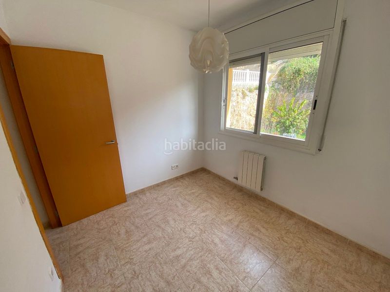 Foto 6ca3bcd1-fce6-4ff9-b8ab-fa5a8abd9c55. Casa adossada a illes filipines 26 a Segur de Calafell nucli urbà Segur de Calafell