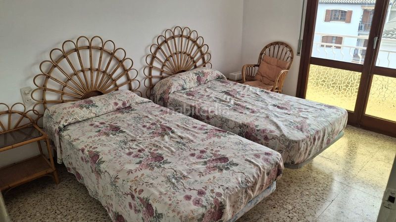 Foto c890cff3-f0e7-4167-8138-1de636fd3e57. Apartament amb calefacció a Els Masos - Els Garrofers Coma-ruga