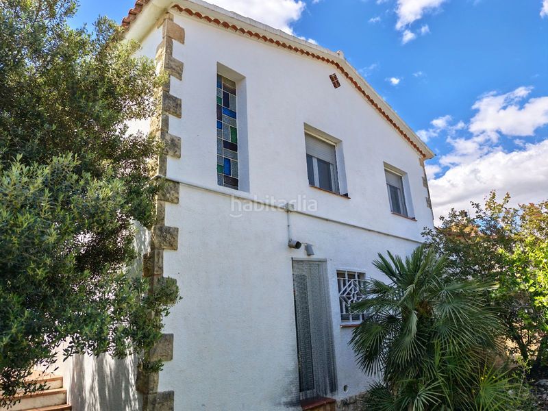 Foto 18b957a7-e804-4978-8f0b-65e68eabf3de. Chalet en Bellvei