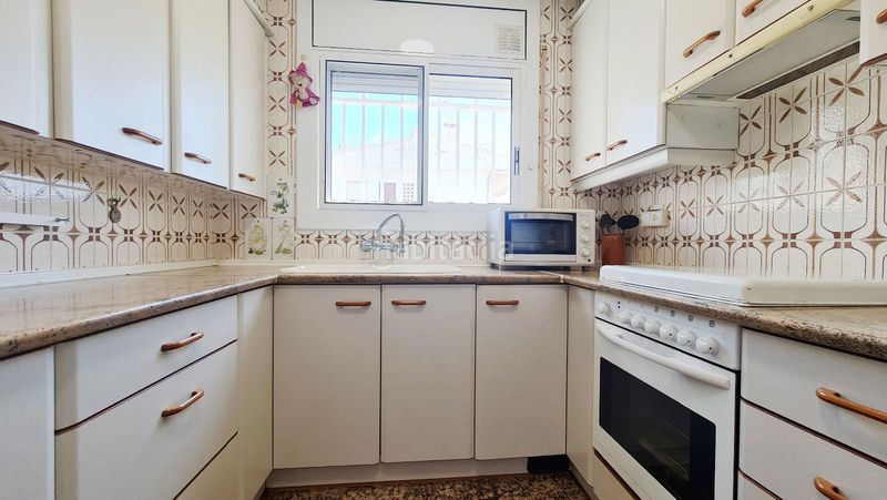 Foto c329fefa-2981-42ad-ab06-29f953cf6068. Casa amb aparcament a Bellamar Calafell