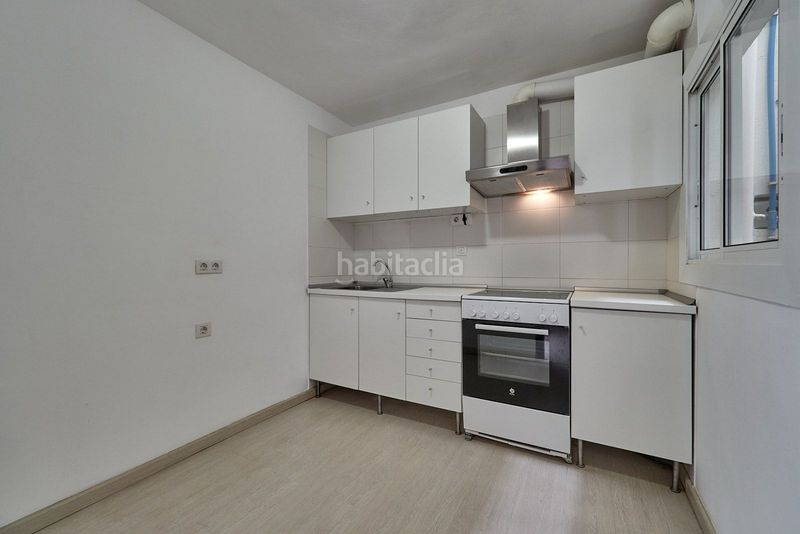 Foto 0baccca4-c639-4c13-a16b-09e17d684a95. Pis amb calefacció aparcament a Bonavista Vendrell (El)