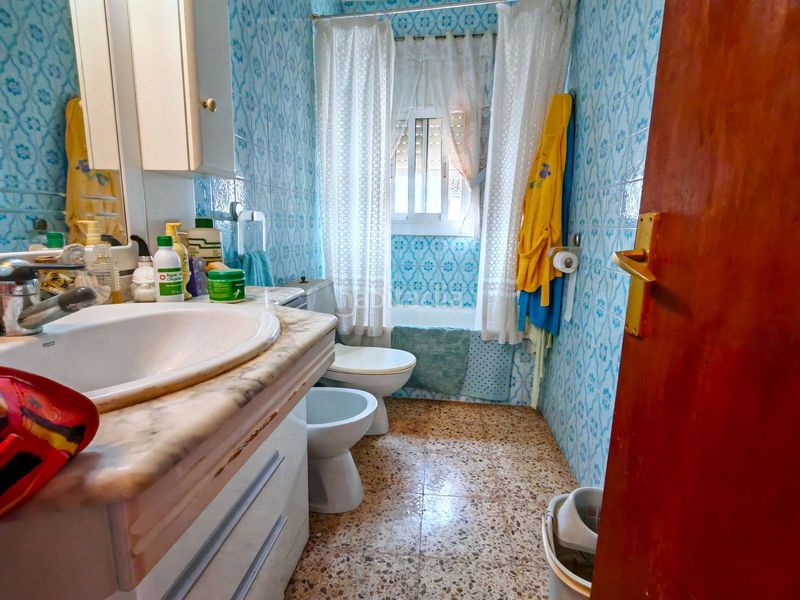 Foto d0d46f02-0159-4211-8e80-05b9d962ccda. Casa amb calefacció aparcament piscina a Calafell park Calafell