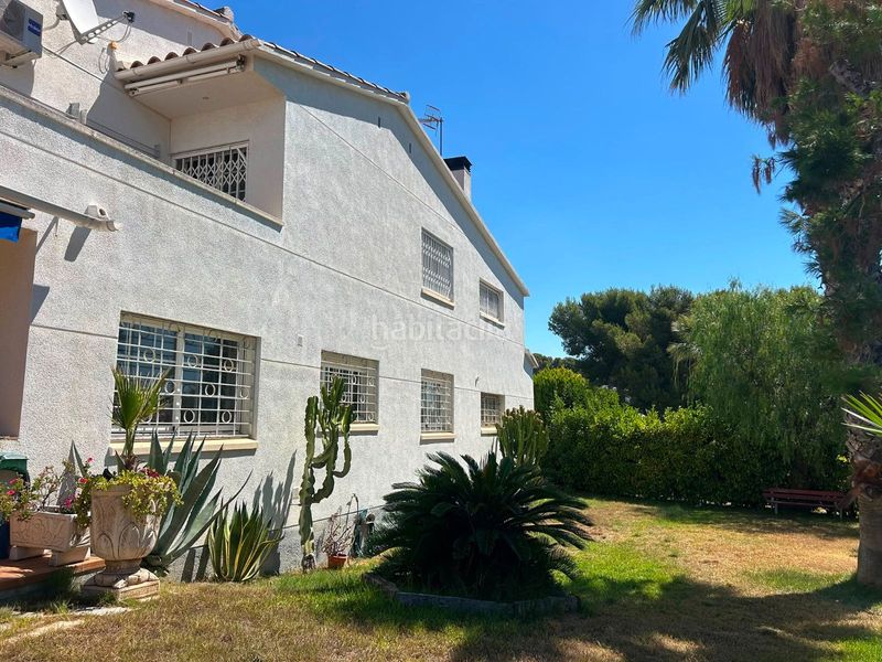 Foto f0a7bbab-bb41-4946-8791-5ec3df838031. Casa amb calefacció aparcament a Mas Mel Calafell