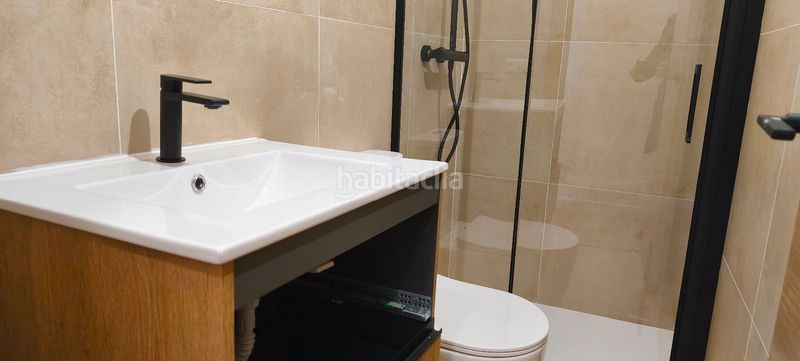Foto 57d3e8ba-98bf-4378-a617-9f451b481fa8. Casa amb calefacció a Centre Vendrell (El)
