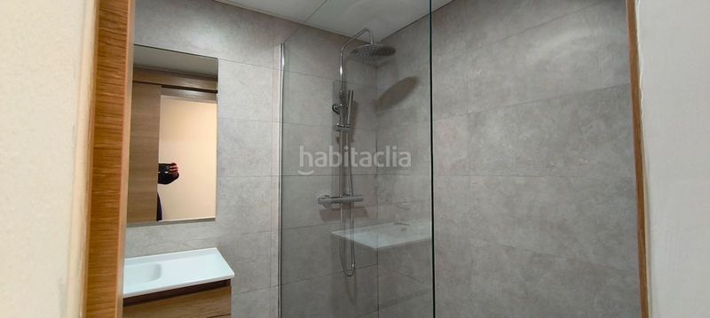 Foto bd8e7153-d275-4ca8-9264-a928c25bd9e4. Casa amb calefacció a Centre Vendrell (El)