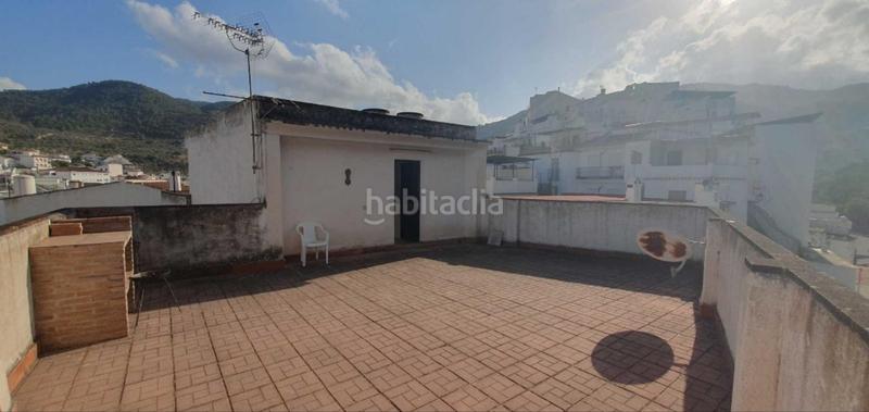 Foto 80e821ff-30b0-4e61-8a94-b5958510f7ef. Edifici a Tolox